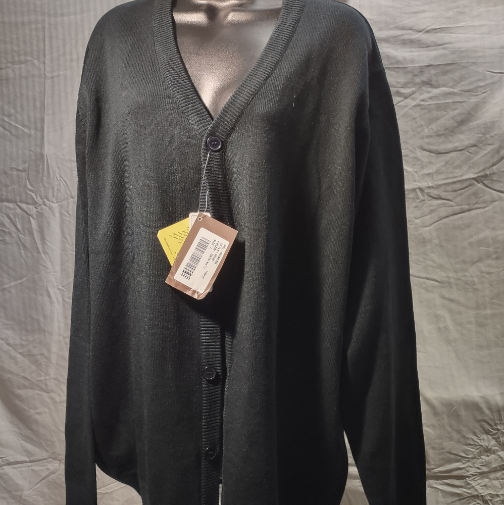 (201)  Harrison Men's Sweater, size L, Dark Navy